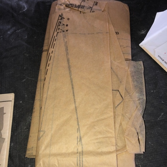 Butterick 6275 Matching Dog and Owner Outfit Pattern - Picture 4 of 5